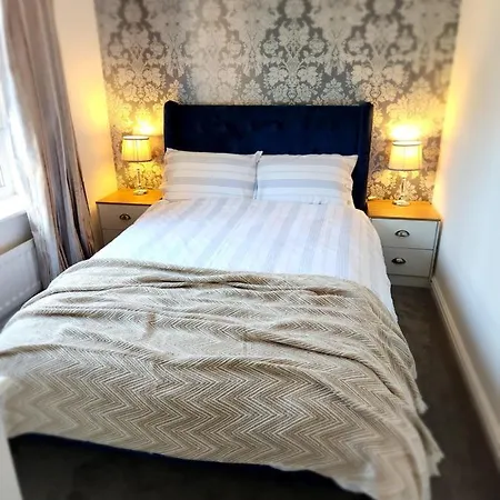 Home From Home 3 Bed,2 Bath House With Garden&Parking Near Centre&Tram Stop Sheffield Exterior photo