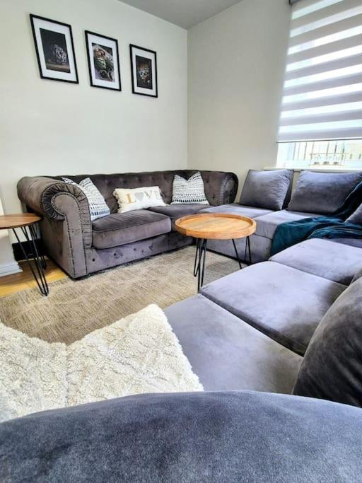 Дом отдыха From 3 Bed,2 Bath House With Garden&parking Near Centre&tram Stop Шефилд
